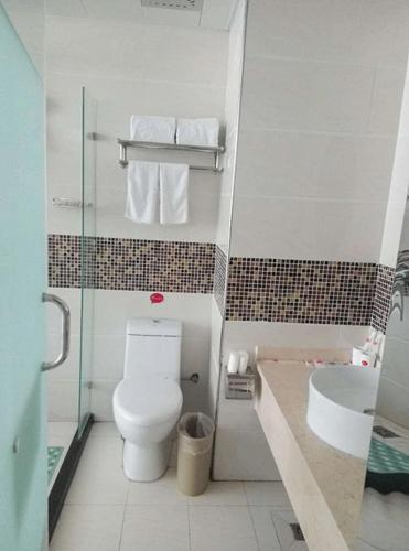 Цанчжоу: Thank Inn Chain Hotel Hebei Cangzhou Huahuang Jingsheng Square