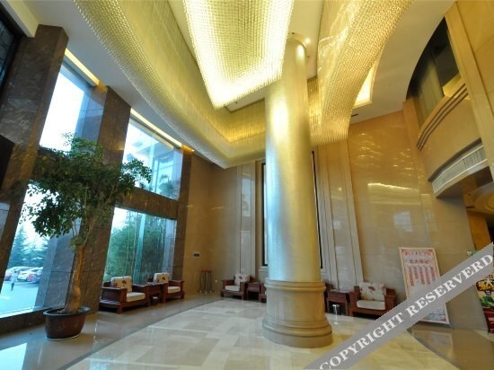 Линьи: Qianxi Yihe Hotel