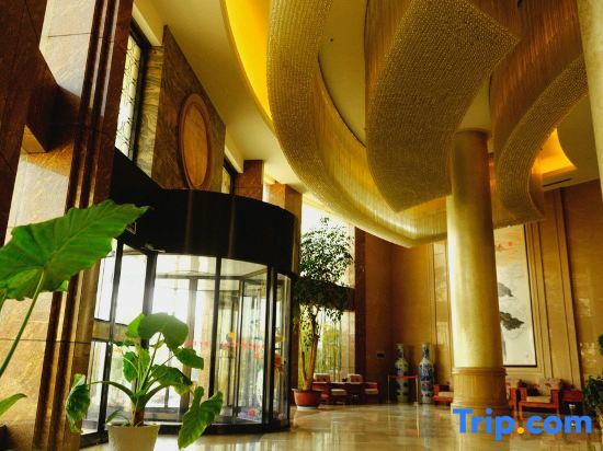 Линьи: Qianxi Yihe Hotel