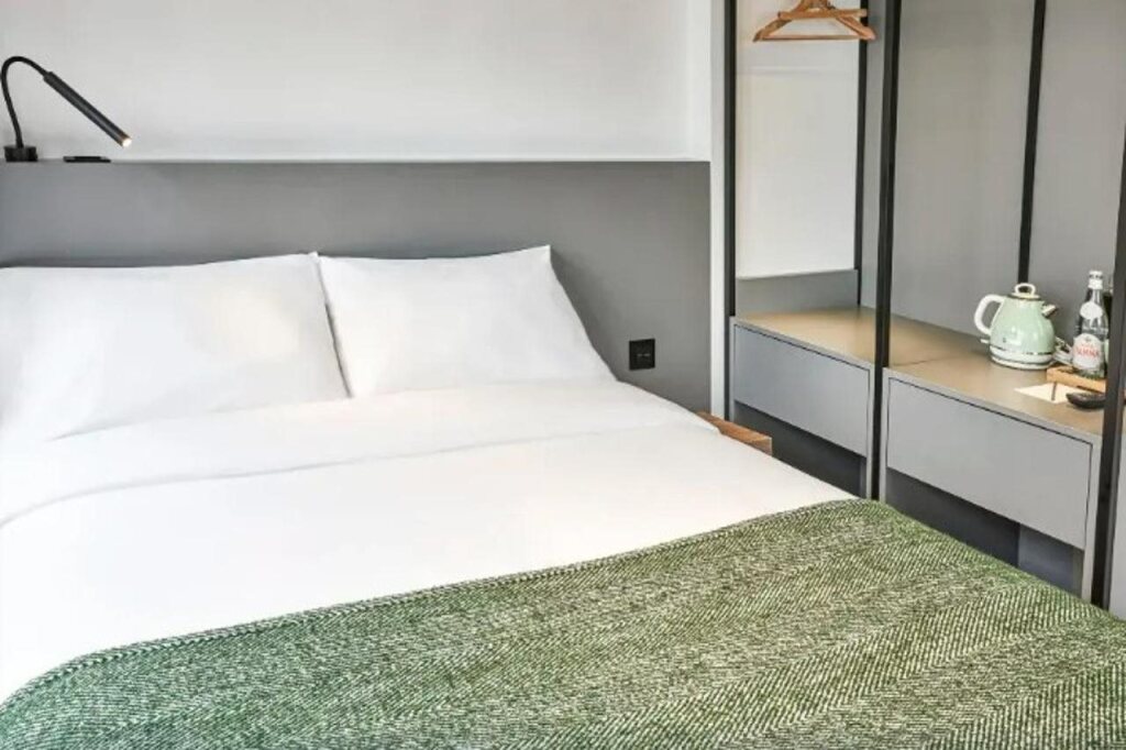 Гонконг: Urbanwood Ap Lei Chau