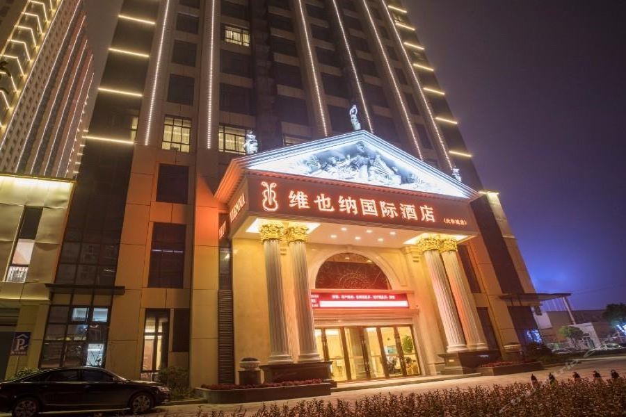 carousel image 0