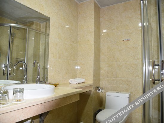 Баодин: Super 8 Hotel (Yixian Chaoyang East Road)