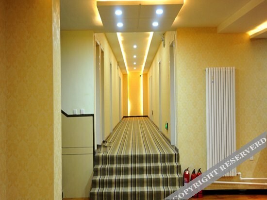 Синтай: Malang Express Hotel