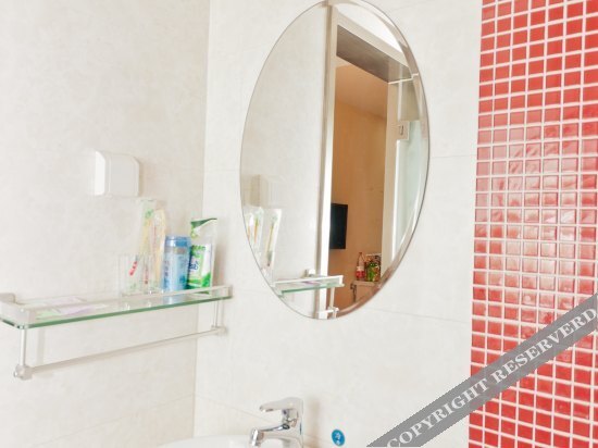 Синтай: Malang Express Hotel