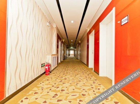 Синтай: Malang Express Hotel