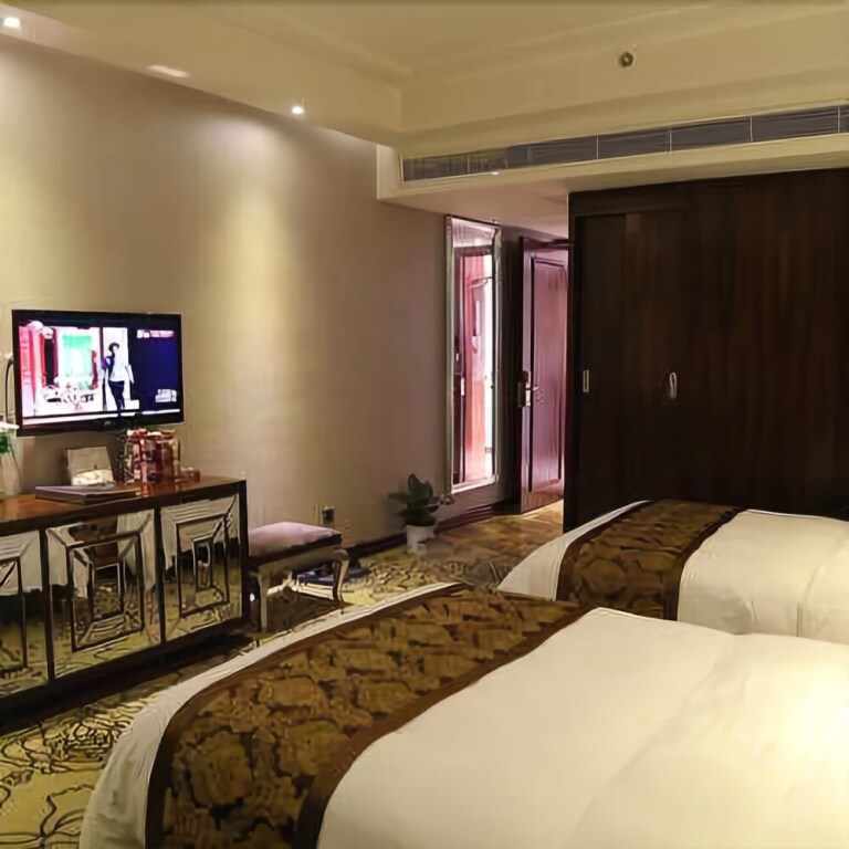 Шаоян: Huatai International Hotel