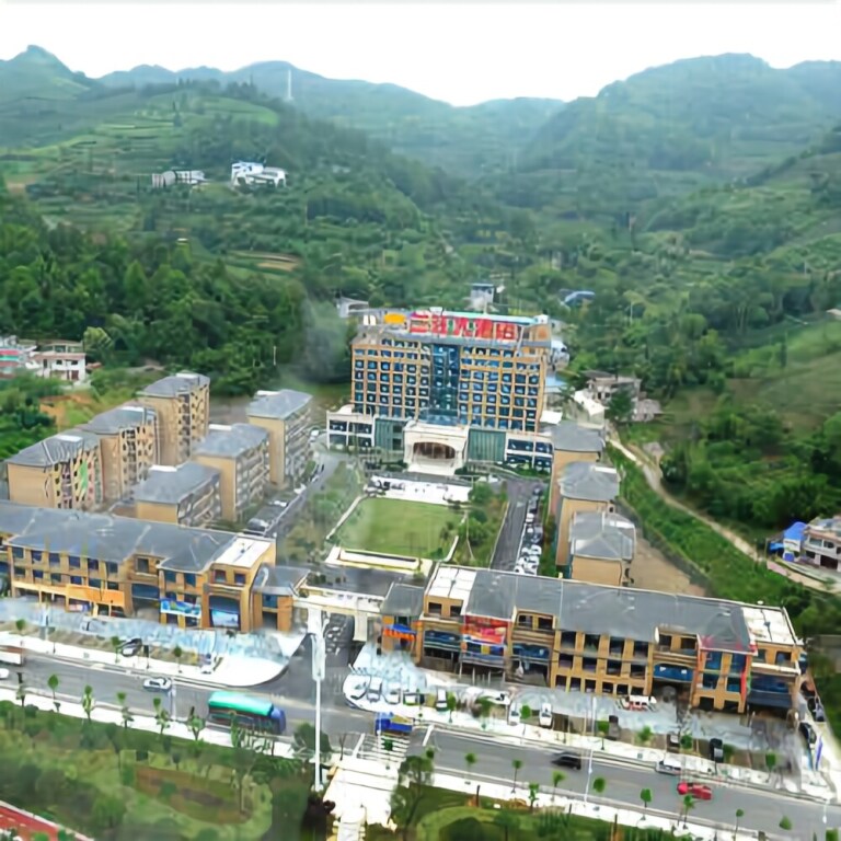 Цзуньи: Lan Jiang Hotel