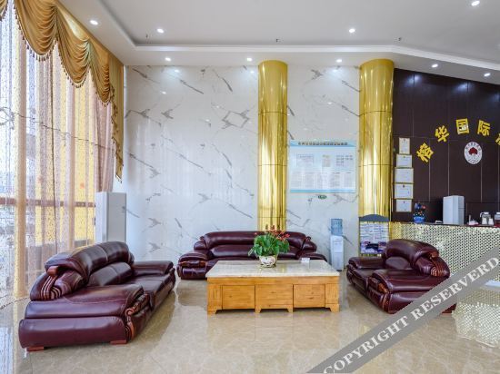 Наньнин: YSTHOTEL