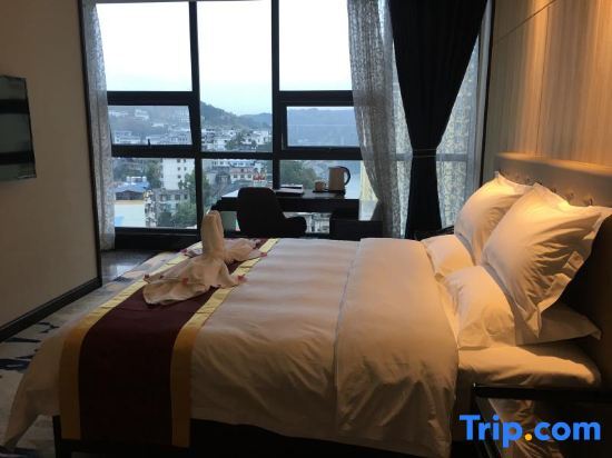 Гуанчжоучжэн: Tianrui Hotel