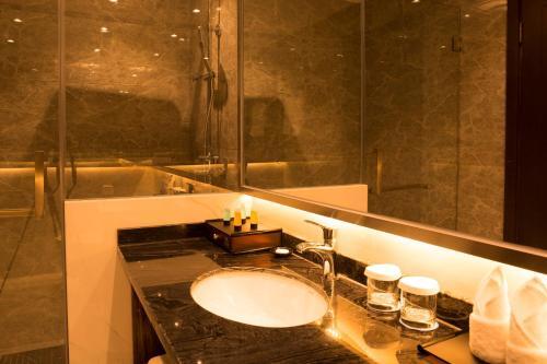 Гуанчжоучжэн: Tianrui Hotel