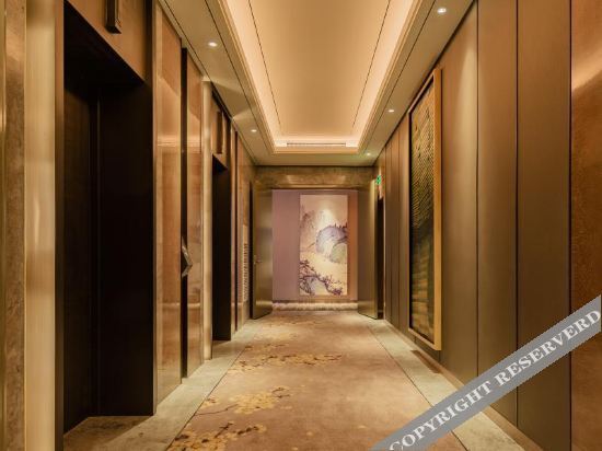 Сяньнин: Huayi Hotel