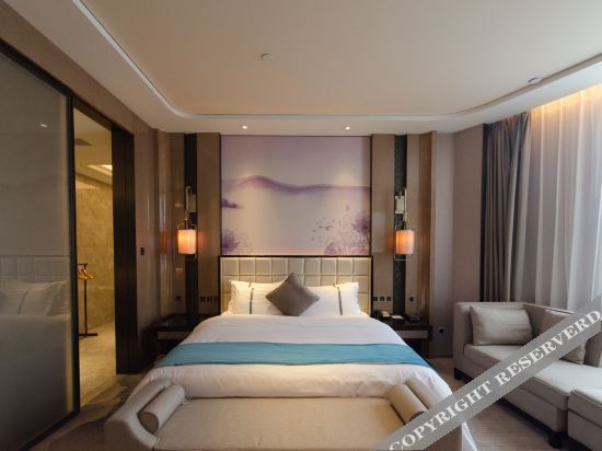 Сяньнин: Huayi Hotel