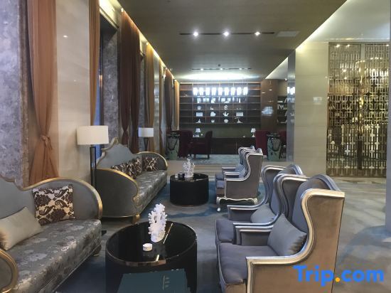 Хулун-Буир: Q+ Huili Mingzhu Business Holiday Hotel