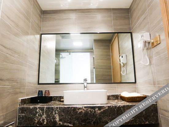 Цзясинь: Junyue Resort Hotel