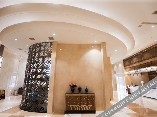 Цзясинь: Junyue Resort Hotel