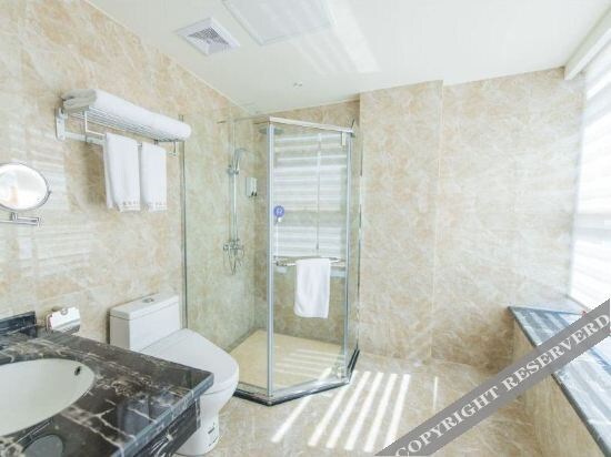 Яань: Bihai Yuntian Hotel