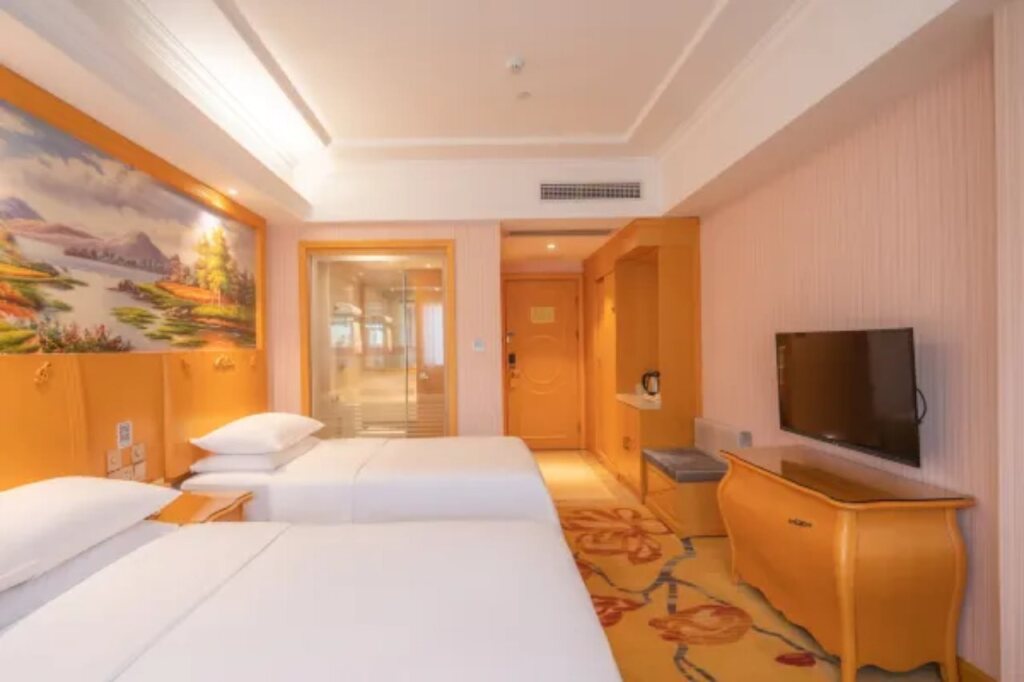 Хойчжоу: Vienna Hotel (Bolo West Bus Station)