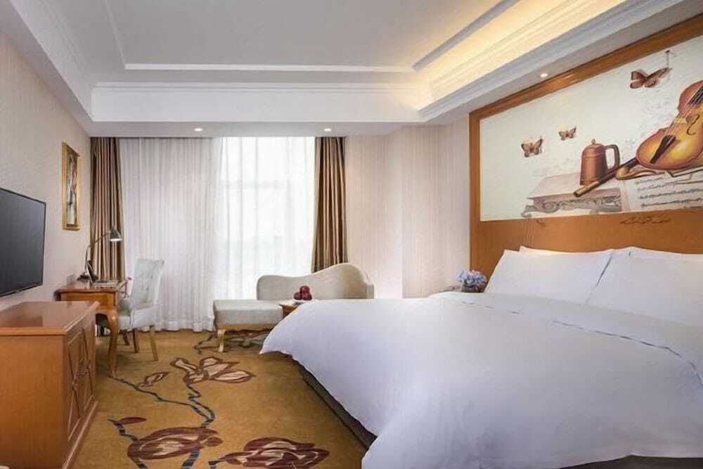 Вэйфан: Vienna International Hotel (Gaomi Huayuan Street)