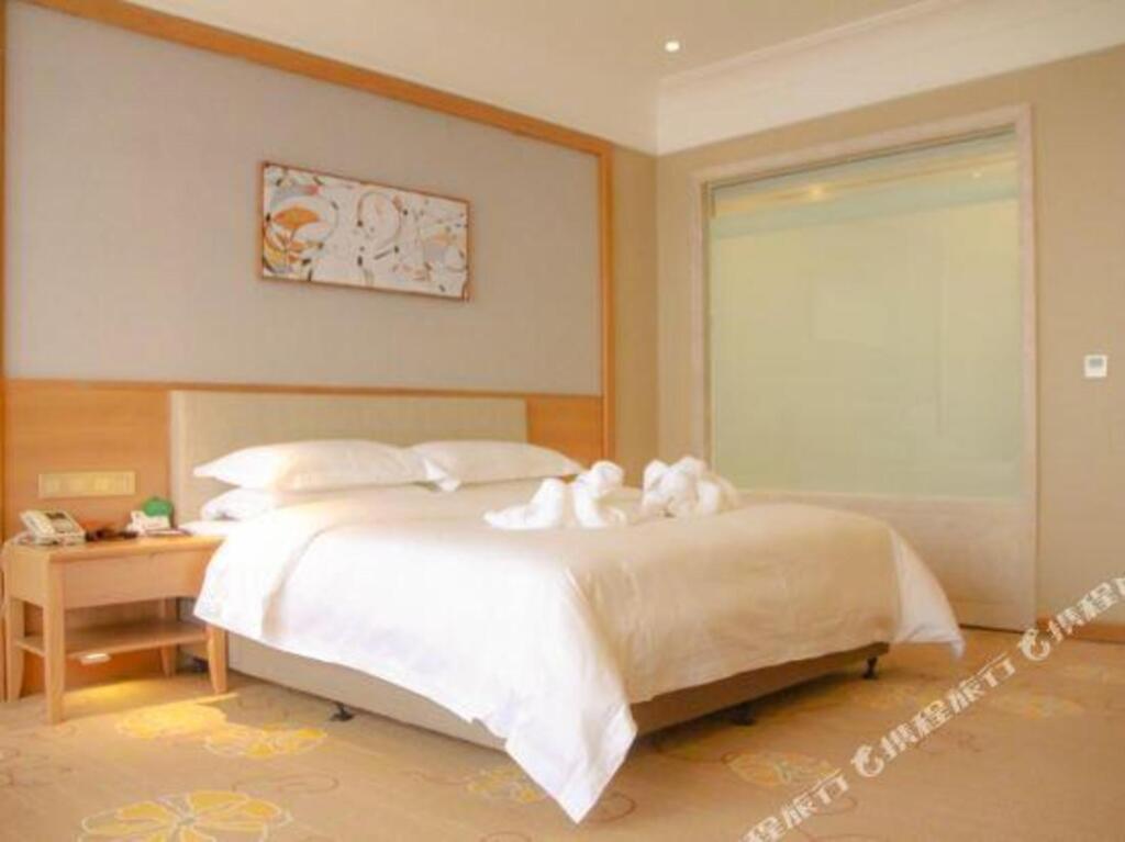 Лоян: Shengshi Baiyun Hotel