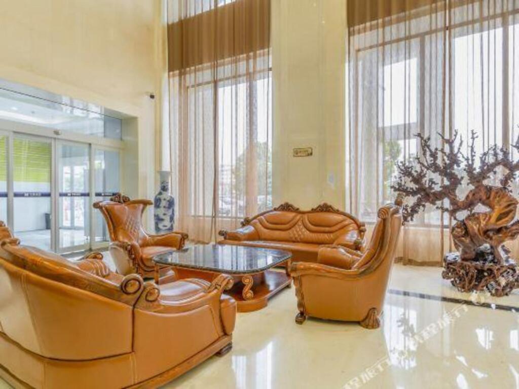 Лоян: Shengshi Baiyun Hotel