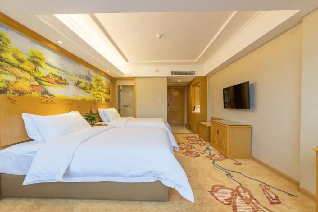 Гуйлинь: Vienna Hotel (Guilin Yongfu Station Store)