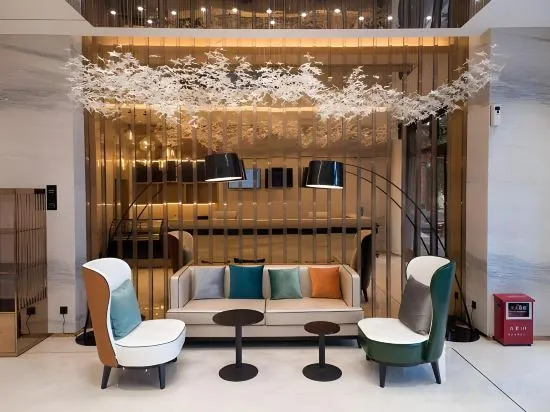 Чжаоцин: City Comfort Inn (Zhaoqing Qixing Rock Scenic Area Yihua International Plaza)