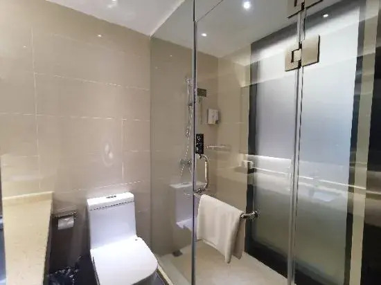 Ваньнин: Wanning  Guonan Hotel (Wanning Wan'an Ave High-speed Railway Station)
