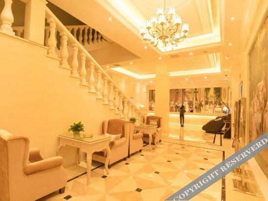 Чунцин: Vienna Hotel (Chongqing Shizhu Stadium)