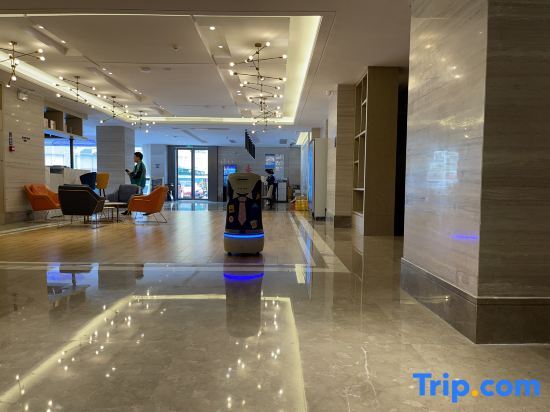 Чаочжоу: Kyriad Marvelous Hotel (Chaozhou Fortune Center People’s Square )