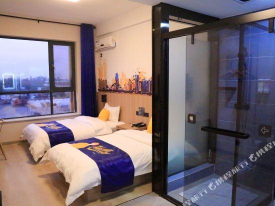 Иньчуань: 7 daysinn hotel  (Helan Center store)