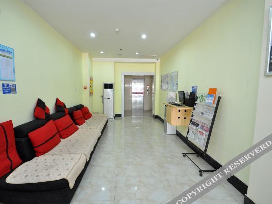 Линьи: Baichuan Chain Hotel (Linyi Harmonious Taisheng Plaza)