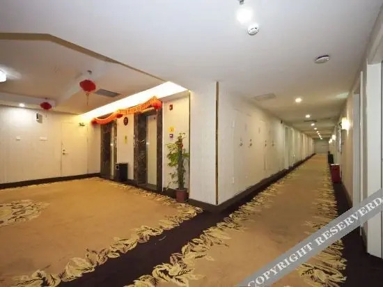Super 8 Hotel (Fuzhou Jinshan Rongcheng Plaza) — фото 3