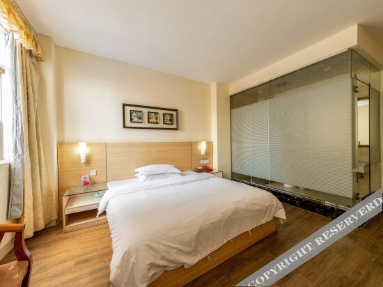 Наньнин: Jasmine City Fashion Hotel (Hengzhou Avenue)