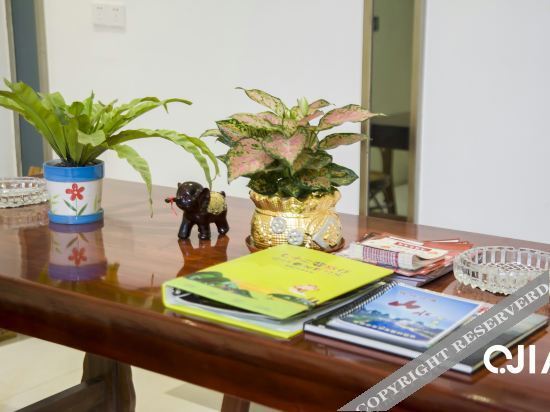 Гуйлинь: 7 Days Hotel (Guilintrainstation Xiangshan Park)Hongqiao Hotel