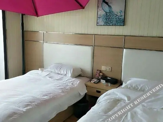 Чжэнчжоу: Westin Fashion Hotel (East District of Zhengda First Affiliated Hospital)