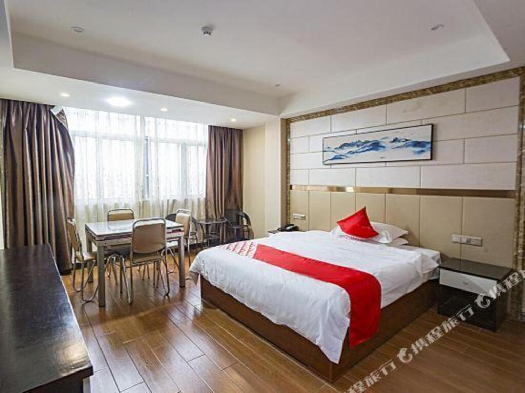 Аньцин: Lantian Hotel (Suzhou High speed Railway Station Store)