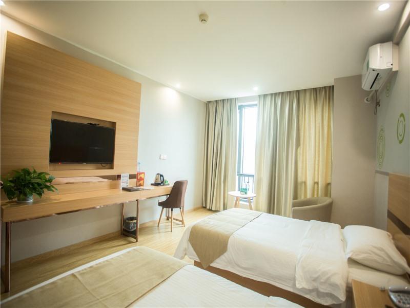 Чжоушань: Greentree Inn Baiquan Binfen Plaza