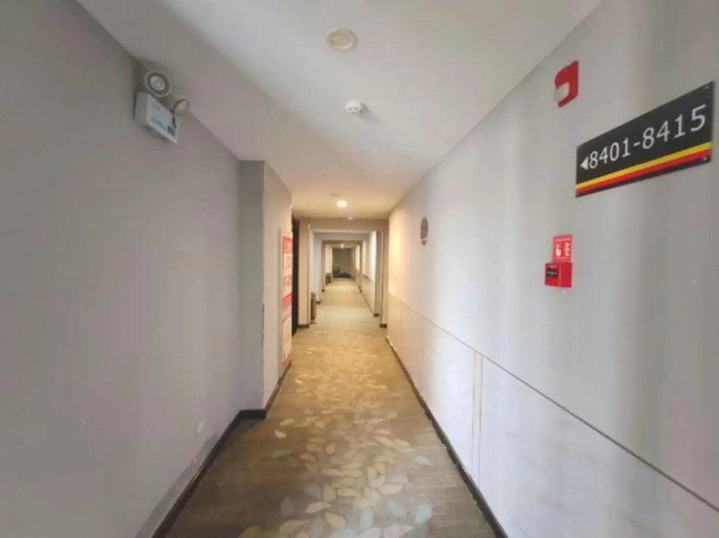 Фуян: Super 8 Hotel (Guanzhong Xincun store, Yingshang Yingbin Avenue)