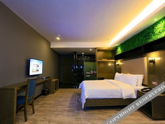 Наньнин: Jingyue Hotel