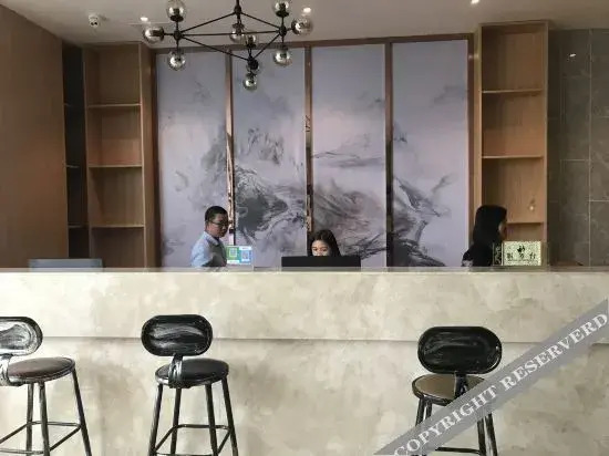Наньнин: Jingyue Hotel