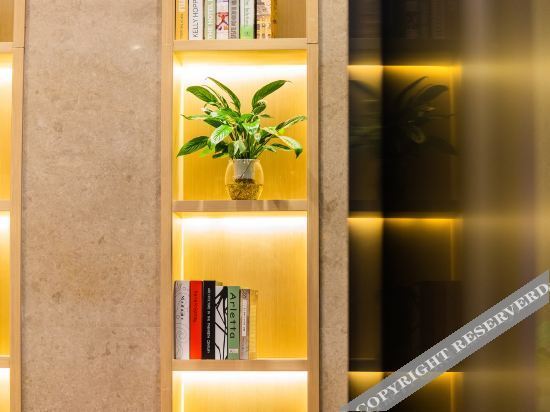 Наньнин: Yixuan International Hotel (Binyang Department Store)