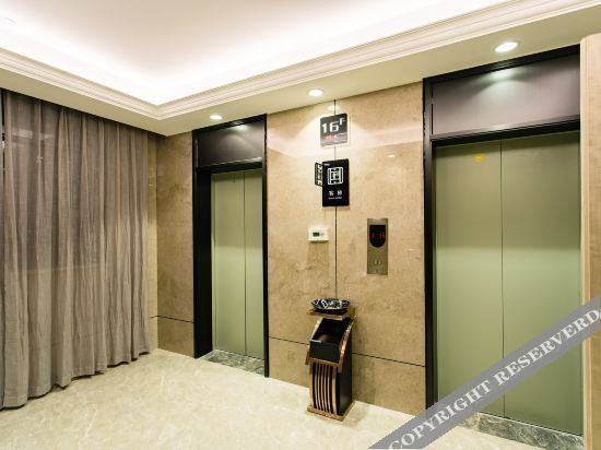 Наньнин: Yixuan International Hotel (Binyang Department Store)