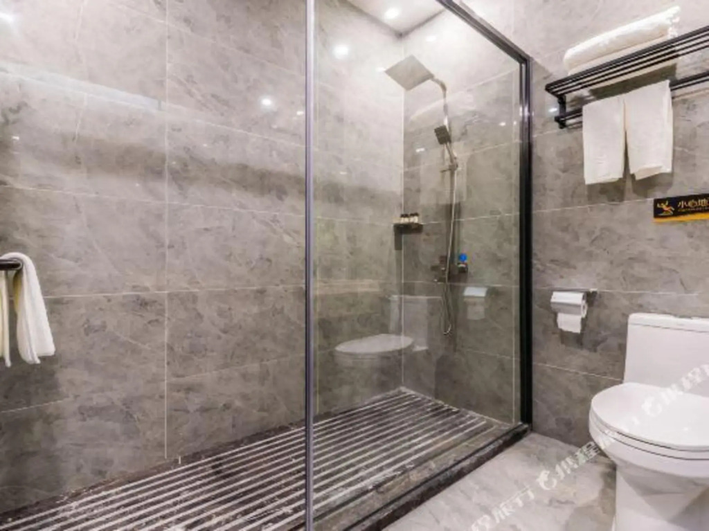 Чжаоцин: Bo'erte Business Hotel