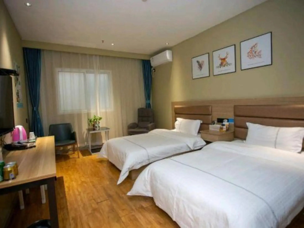 Баоцзи: Baoji Haoting Film Hotel