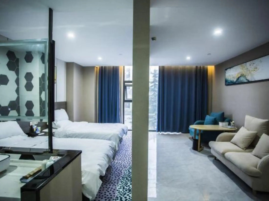 Фуян: Taihe Platinum Bath Hotel