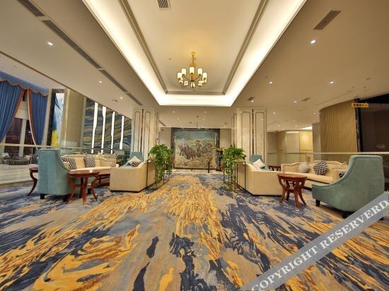 Лешан: Zijing International Hotel