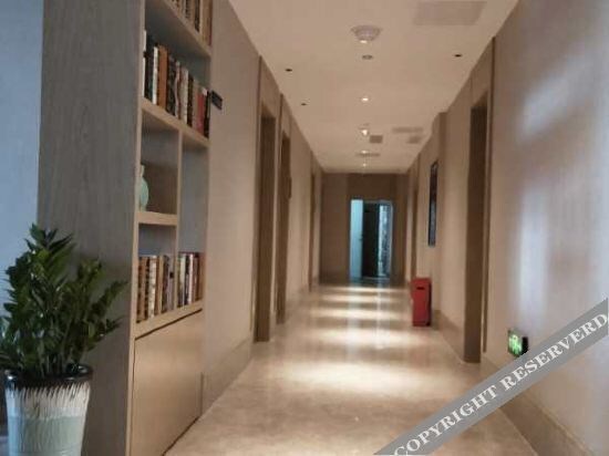 Хэчжоу: Kyriad Marvelous Hotel (Hezhou Wanda Plaza)