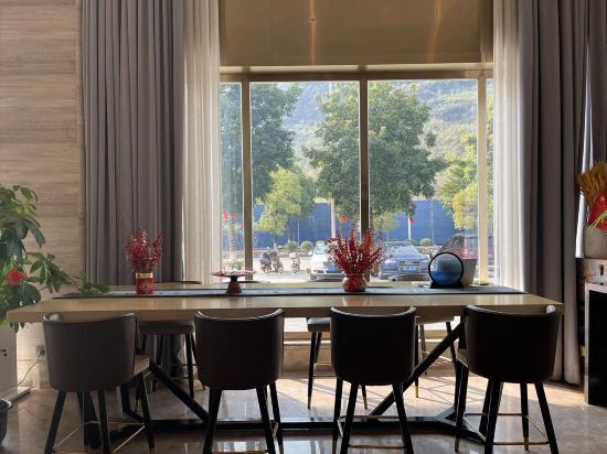 Хэчжоу: Kyriad Marvelous Hotel (Hezhou Wanda Plaza)