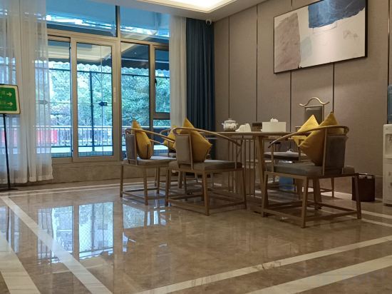 Хэчжоу: Kyriad Marvelous Hotel (Hezhou Wanda Plaza)