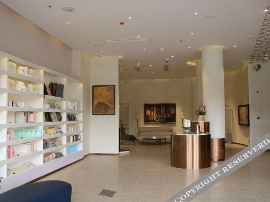 Шаогуань: Lano Hotel (Shaoguan Zhenjiang District Shaoguan East Railway Station)